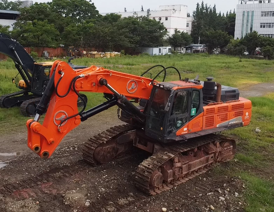 China Doosan 500 excavator equipped kaiyuanzhichuang tunnel